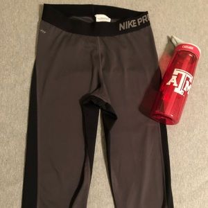 2 for $20 ✨ gray/black nike pro leggings (NWOT)
